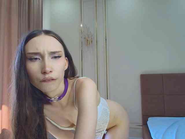 モデル: babylalisa