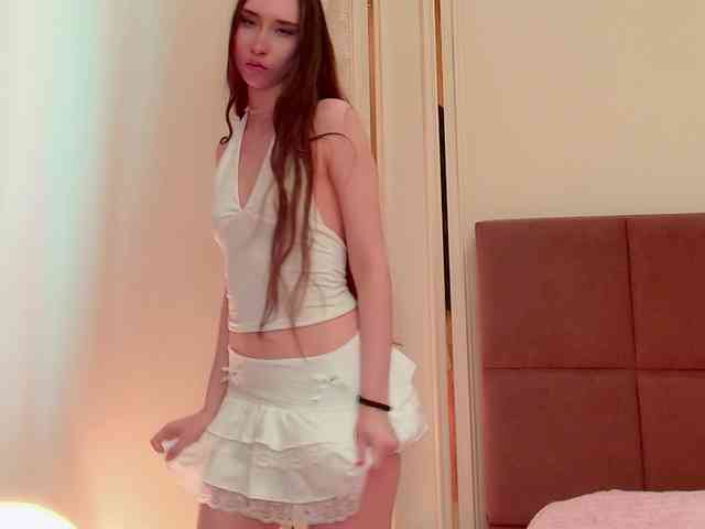 モデル: babylalisa