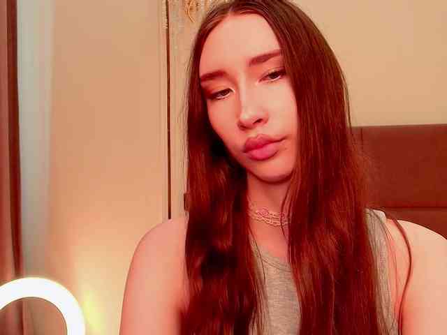 モデル: babylalisa