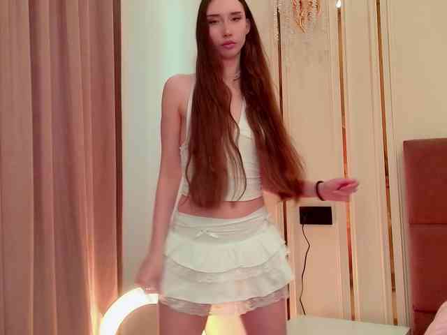 モデル: babylalisa