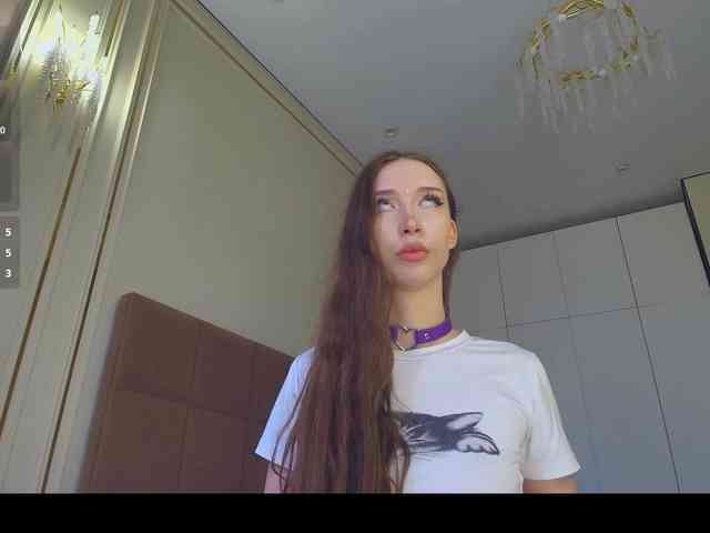 モデル: babylalisa