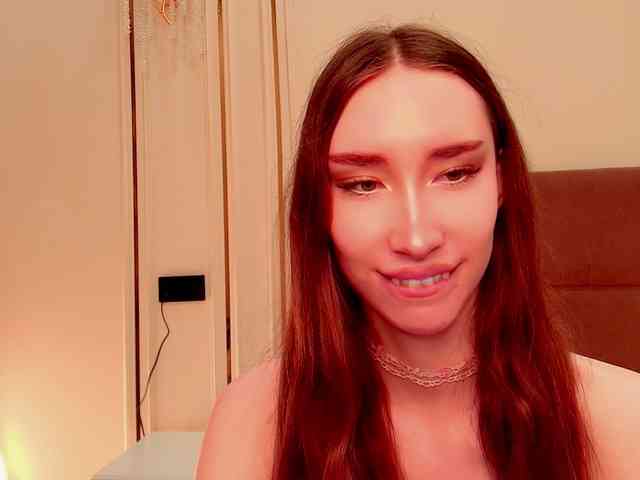 モデル: babylalisa