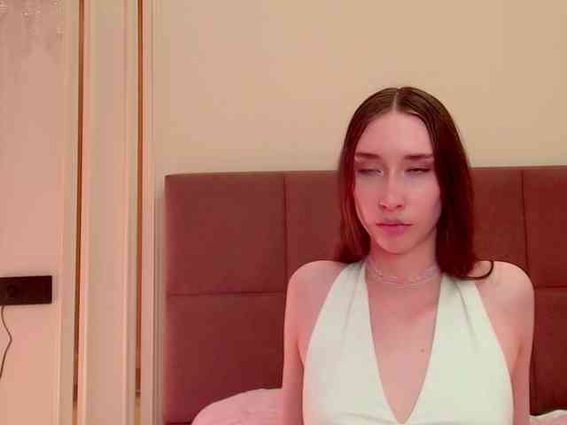 モデル: babylalisa