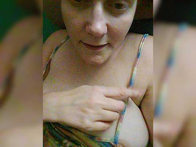 Lunauniverse live cam on BongaCams