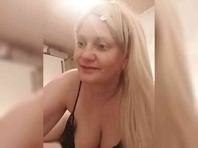 Lunauniverse webcam