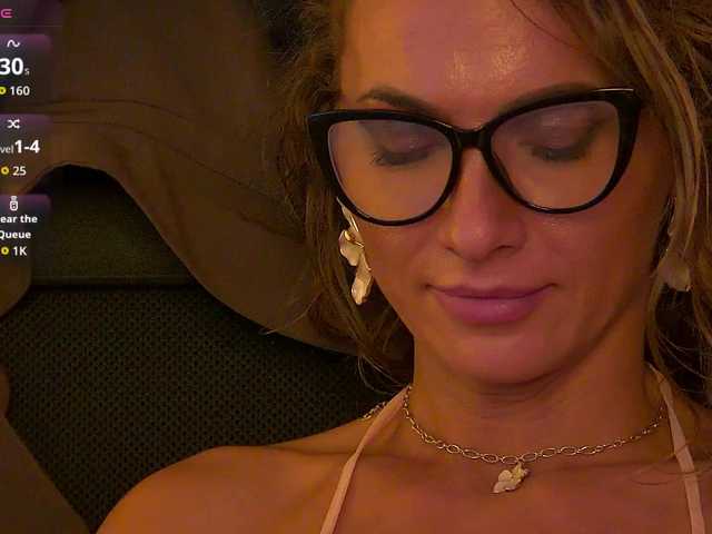 Sex chat gratuit in direct cu AnneGoddesss pe BongaCams