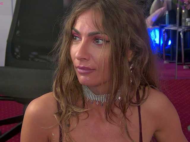 annegoddesss online