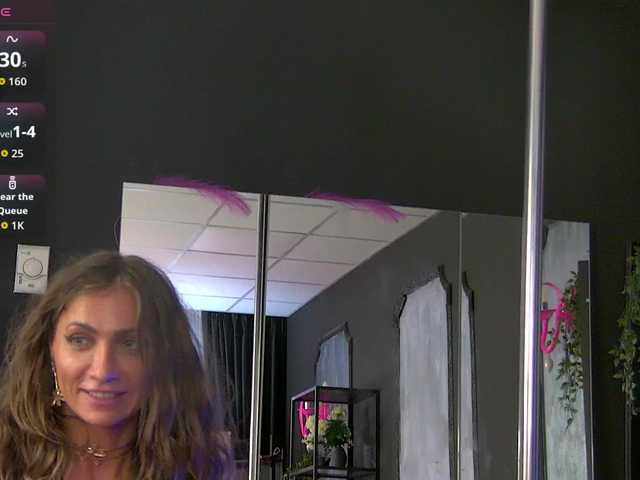 Sex chat gratuit in direct cu AnneGoddesss pe BongaCams