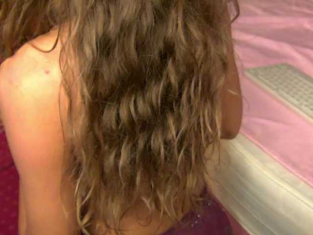 AnneGoddesss live cam on BongaCams