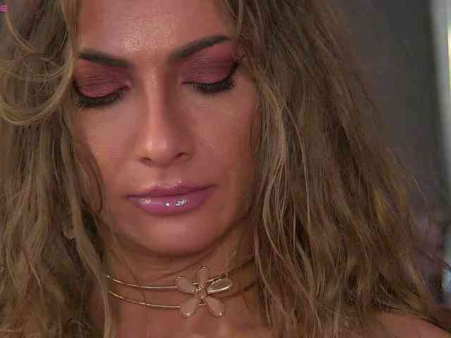 AnneGoddesss webcam