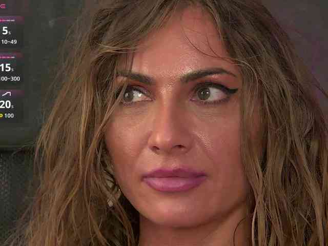 AnneGoddesss webcam
