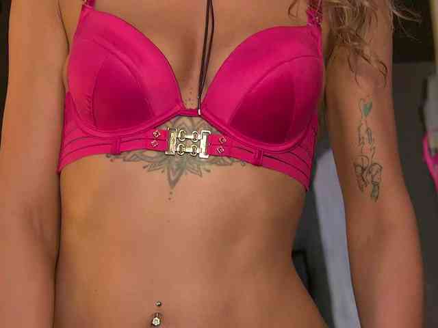 AnneGoddesss webcam