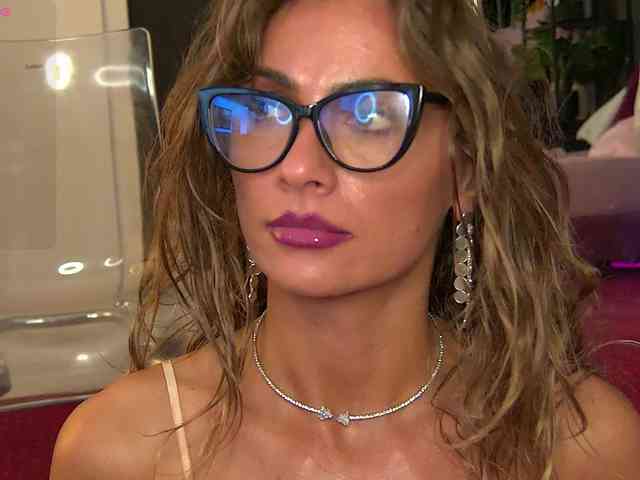 AnneGoddesss webcam