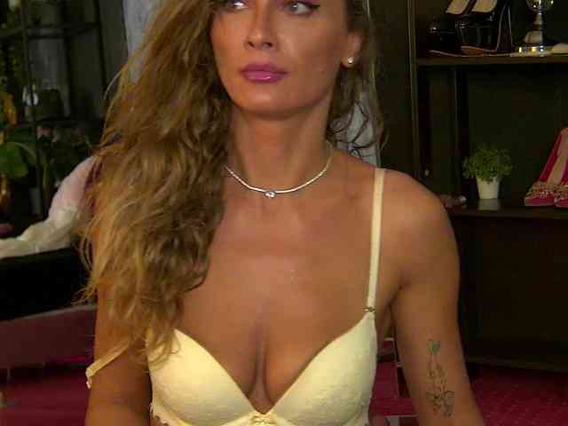 AnneGoddesss - Girl 