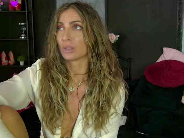 AnneGoddesss webcam