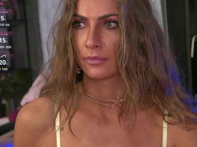 AnneGoddesss webcam
