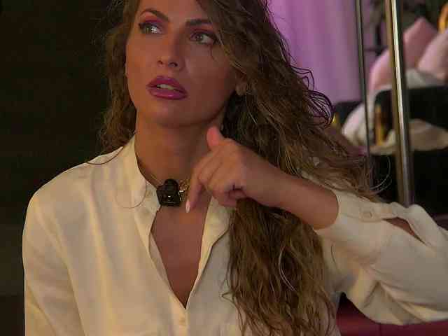 AnneGoddesss webcam