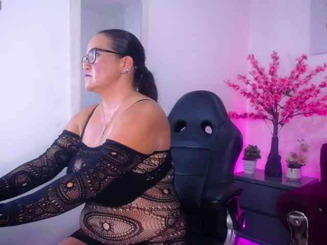 AnnieCarterr webcam