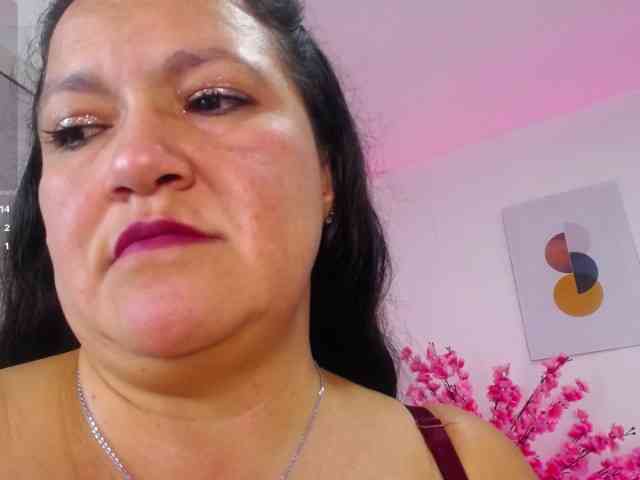 AnnieCarterr
