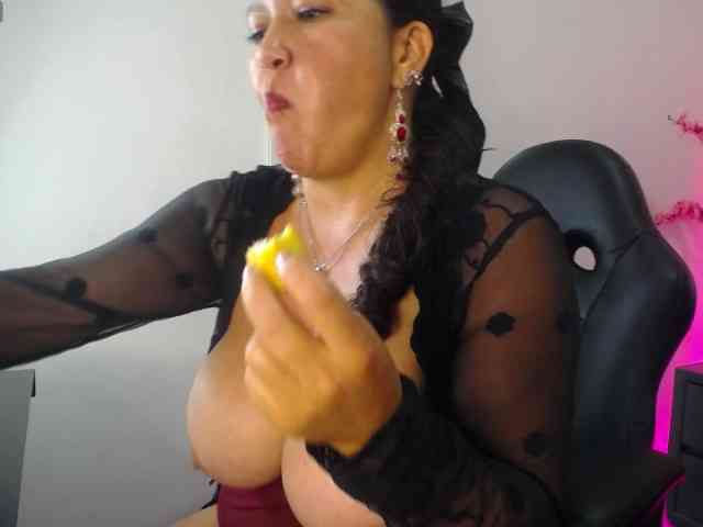 AnnieCarterr webcam