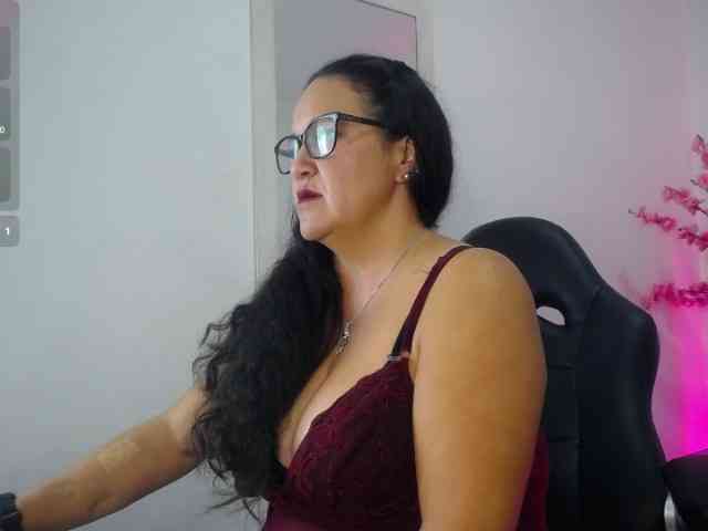 AnnieCarterr