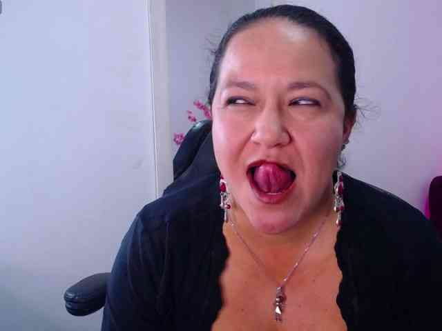 AnnieCarterr webcam