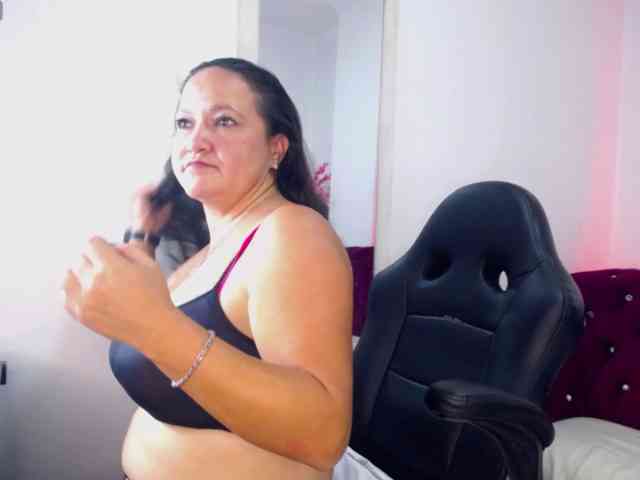 AnnieCarterr webcam