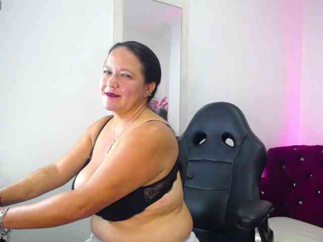 AnnieCarterr webcam