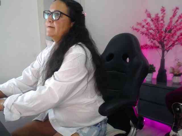 AnnieCarterr