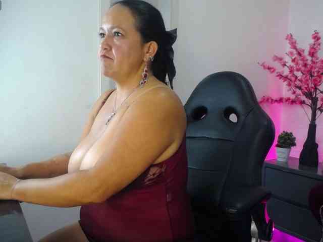 AnnieCarterr webcam
