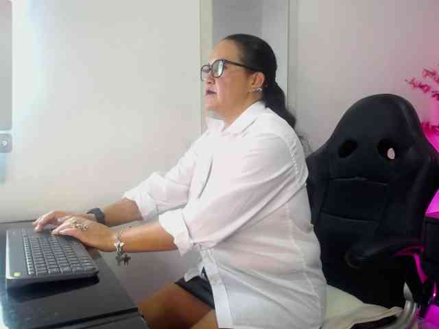 AnnieCarterr webcam