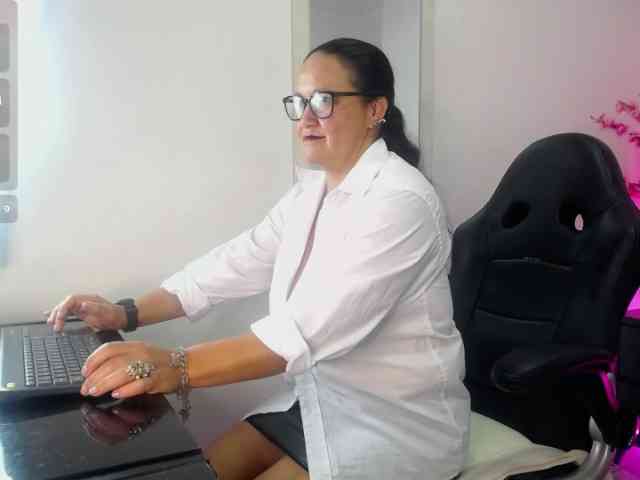 AnnieCarterr webcam