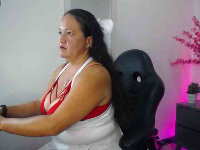 AnnieCarterr webcam