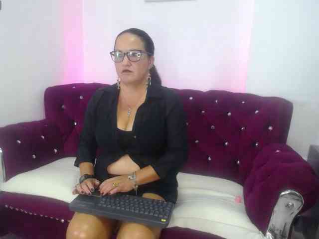 AnnieCarterr webcam