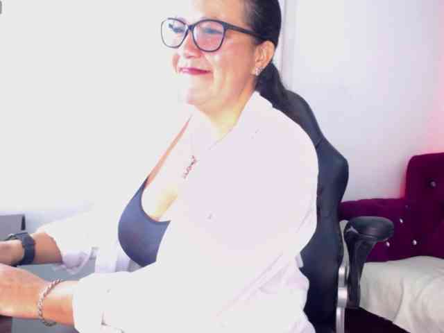 AnnieCarterr webcam