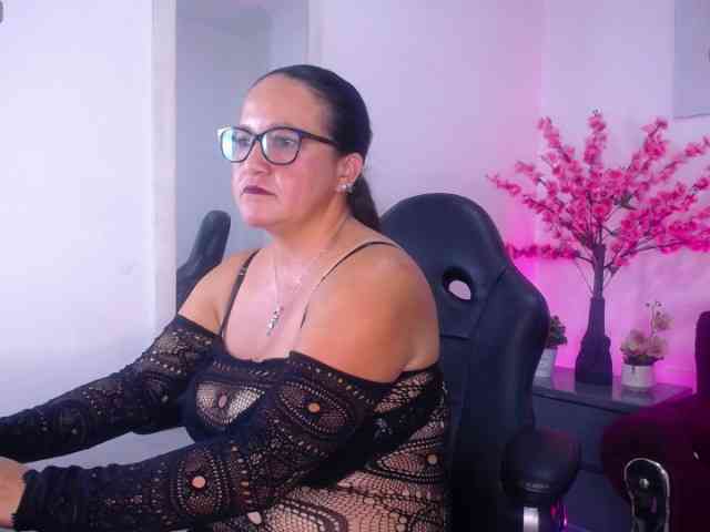 AnnieCarterr webcam