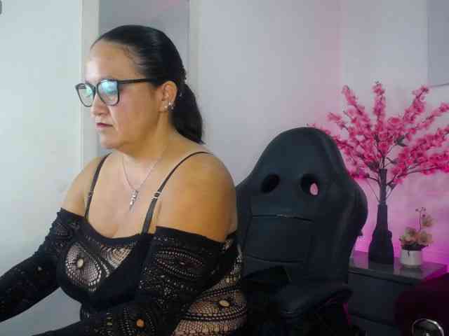 AnnieCarterr webcam