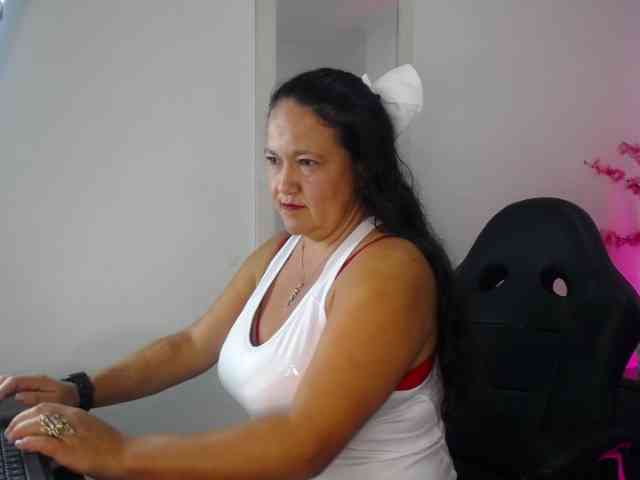 AnnieCarterr webcam