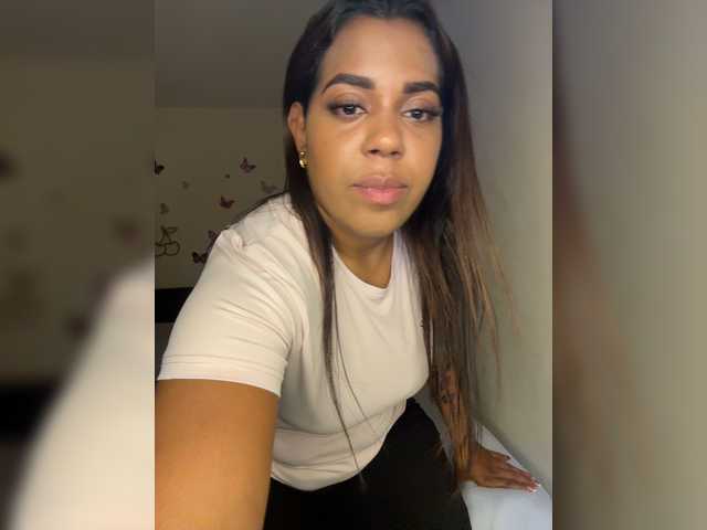 LucyDalton live cam on BongaCams
