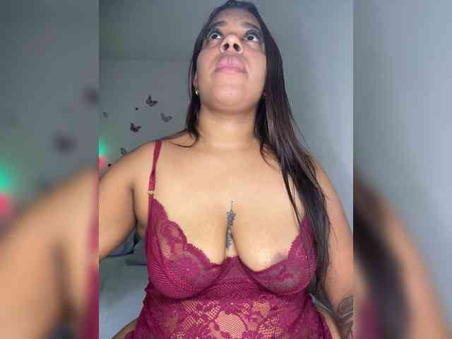 LucyDalton webcam