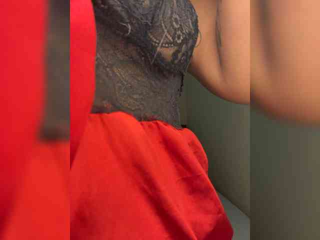 LucyDalton webcam