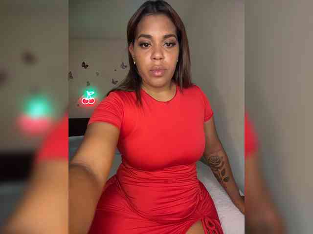LucyDalton webcam