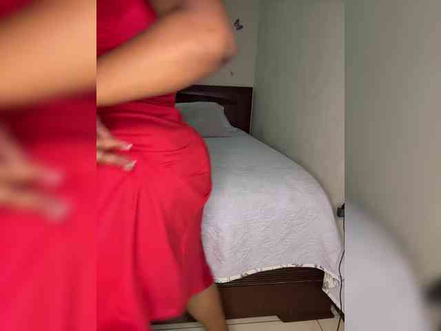 LucyDalton webcam