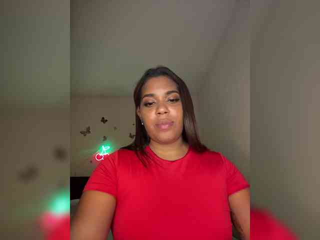 LucyDalton webcam
