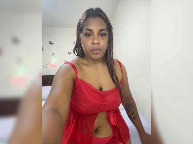 LucyDalton webcam