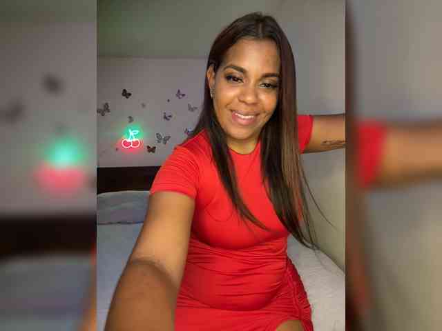 LucyDalton webcam
