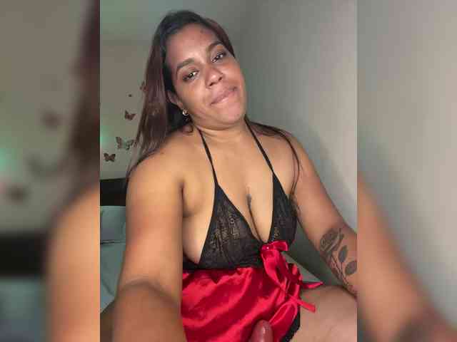 LucyDalton webcam
