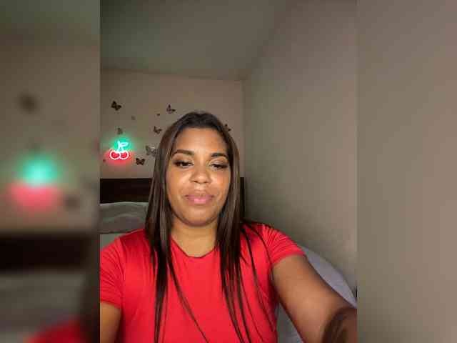 LucyDalton webcam