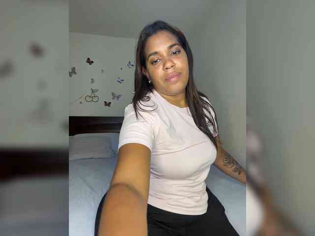 LucyDalton webcam