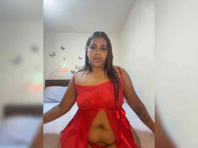 LucyDalton webcam